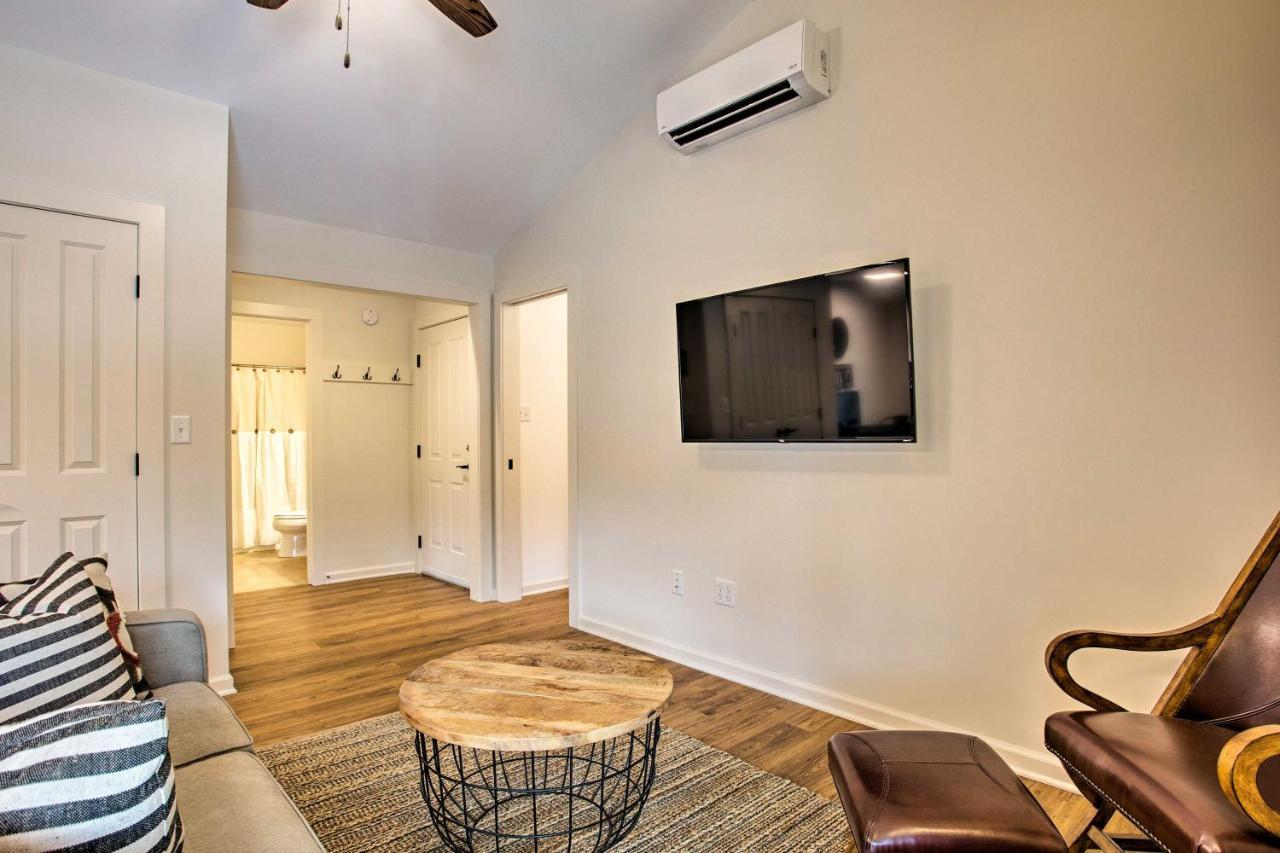 Newly Remodeled Apartment On Main Street In Saluda Ngoại thất bức ảnh
